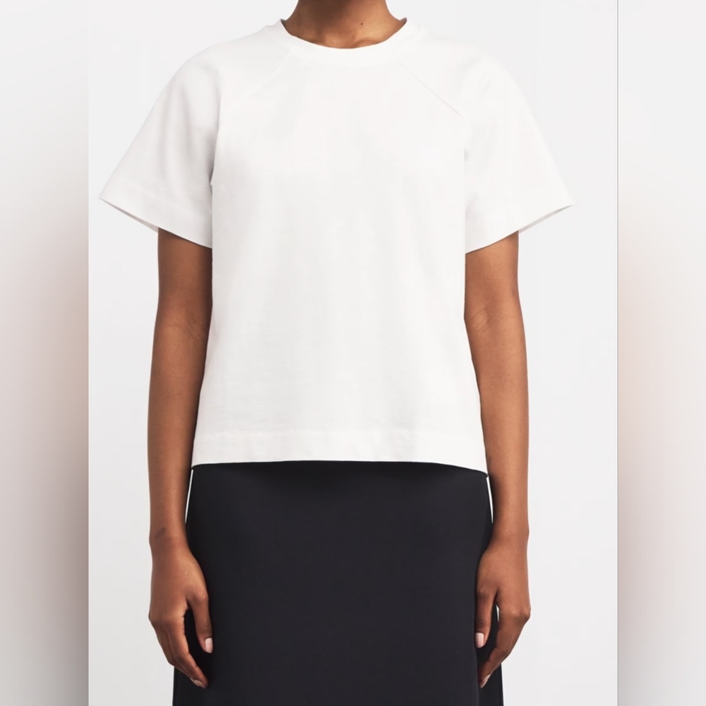 COS Raglan Sleeve T- Shirt in White. Size XS